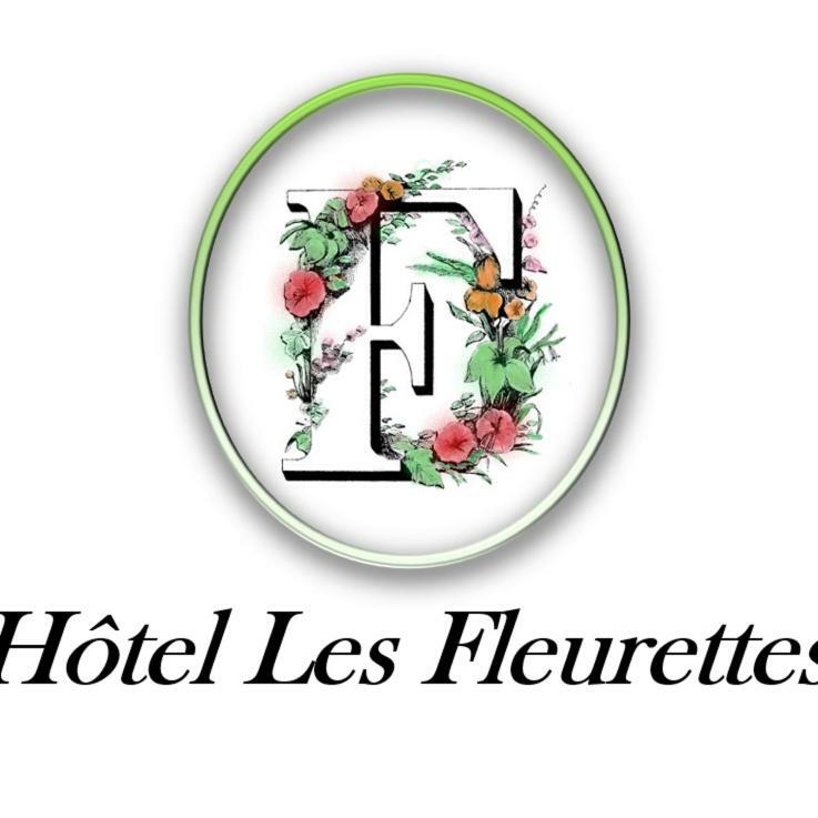 Hotel Les Fleurettes Уагадугу Екстериор снимка